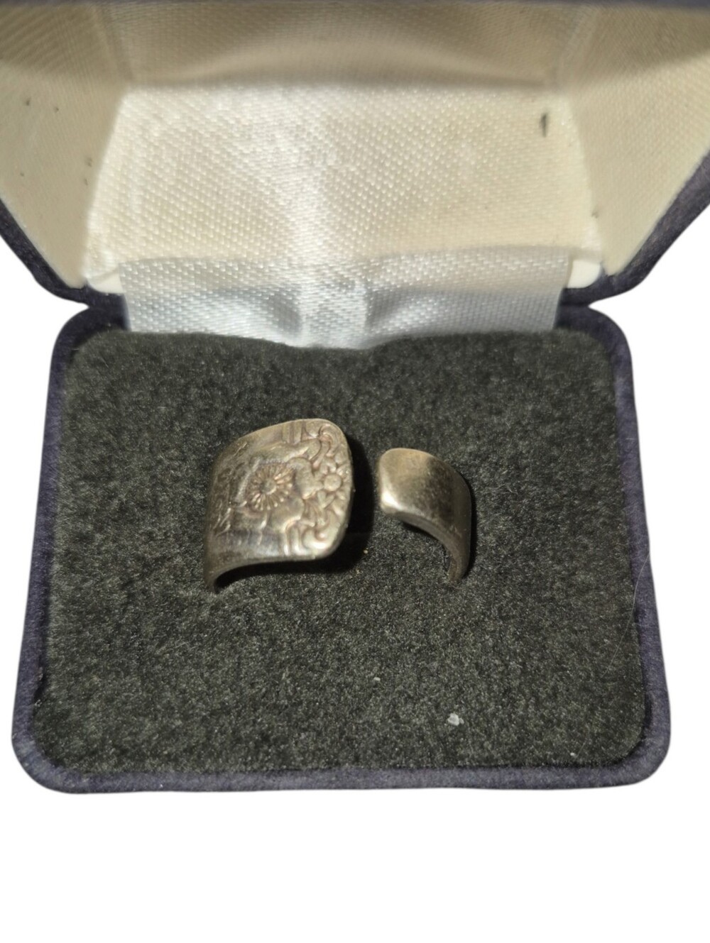 Silver Adjustable Ring - Picture 2 of 4